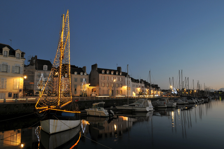 Une image contenant plein air, ciel, eau, bateau, Bretagne, Noël
